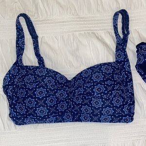 Niptuck bikini